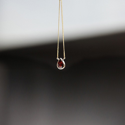 Lacrima garnet necklace 라크리마 가넷 목걸이 14k 